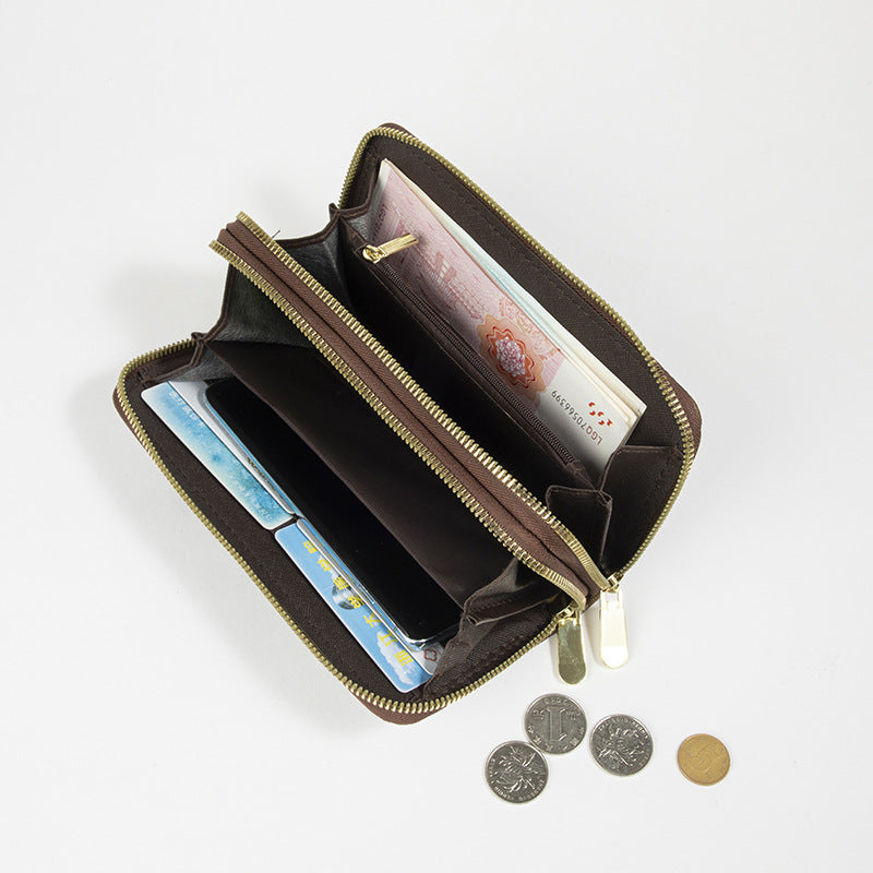 Large Capacity Logo Clutch Wallet